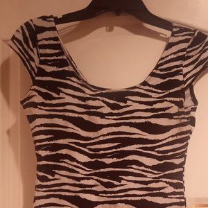 Zebra Top H&M size 8 juniors